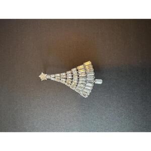 Vintage Silver Christmas Tree Brooch